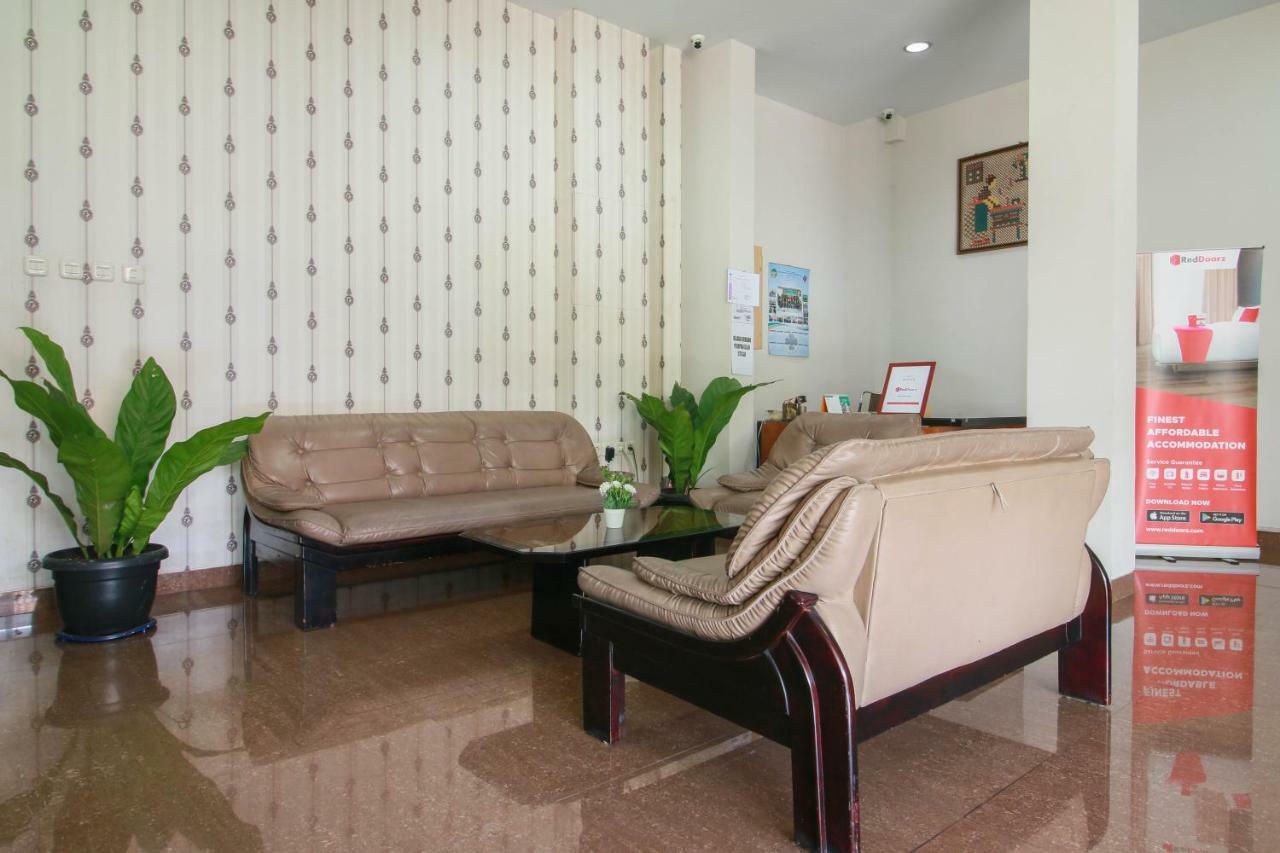 Reddoorz Syariah Near Universitas Jenderal Soedirman Purwokerto Ngoại thất bức ảnh