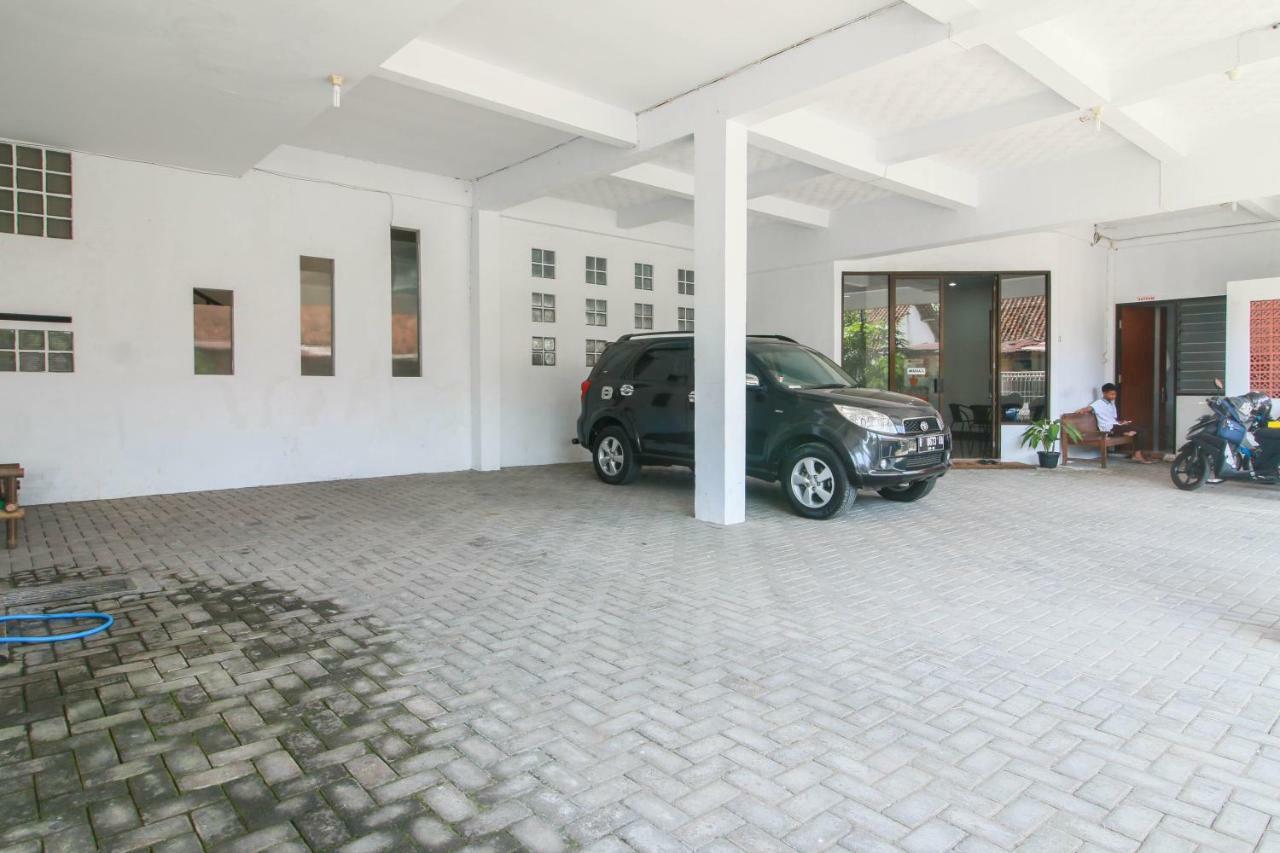 Reddoorz Syariah Near Universitas Jenderal Soedirman Purwokerto Ngoại thất bức ảnh