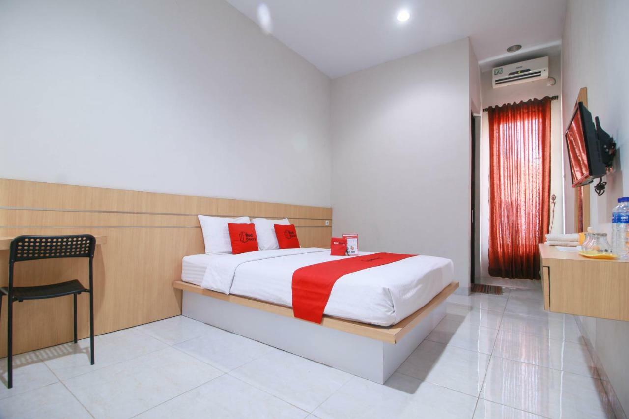 Reddoorz Syariah Near Universitas Jenderal Soedirman Purwokerto Ngoại thất bức ảnh