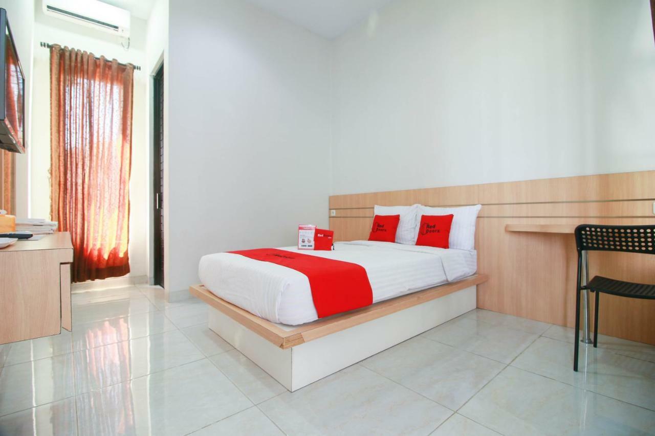 Reddoorz Syariah Near Universitas Jenderal Soedirman Purwokerto Ngoại thất bức ảnh